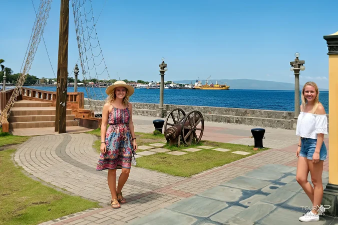 Rizal Boulevard Dumaguete City tour experience